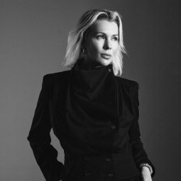Яна Теплякова призналась, что выбрала юриспруденцию по родительской воле Яна Теплякова призналась, что выбрала юриспруденцию по родительской воле